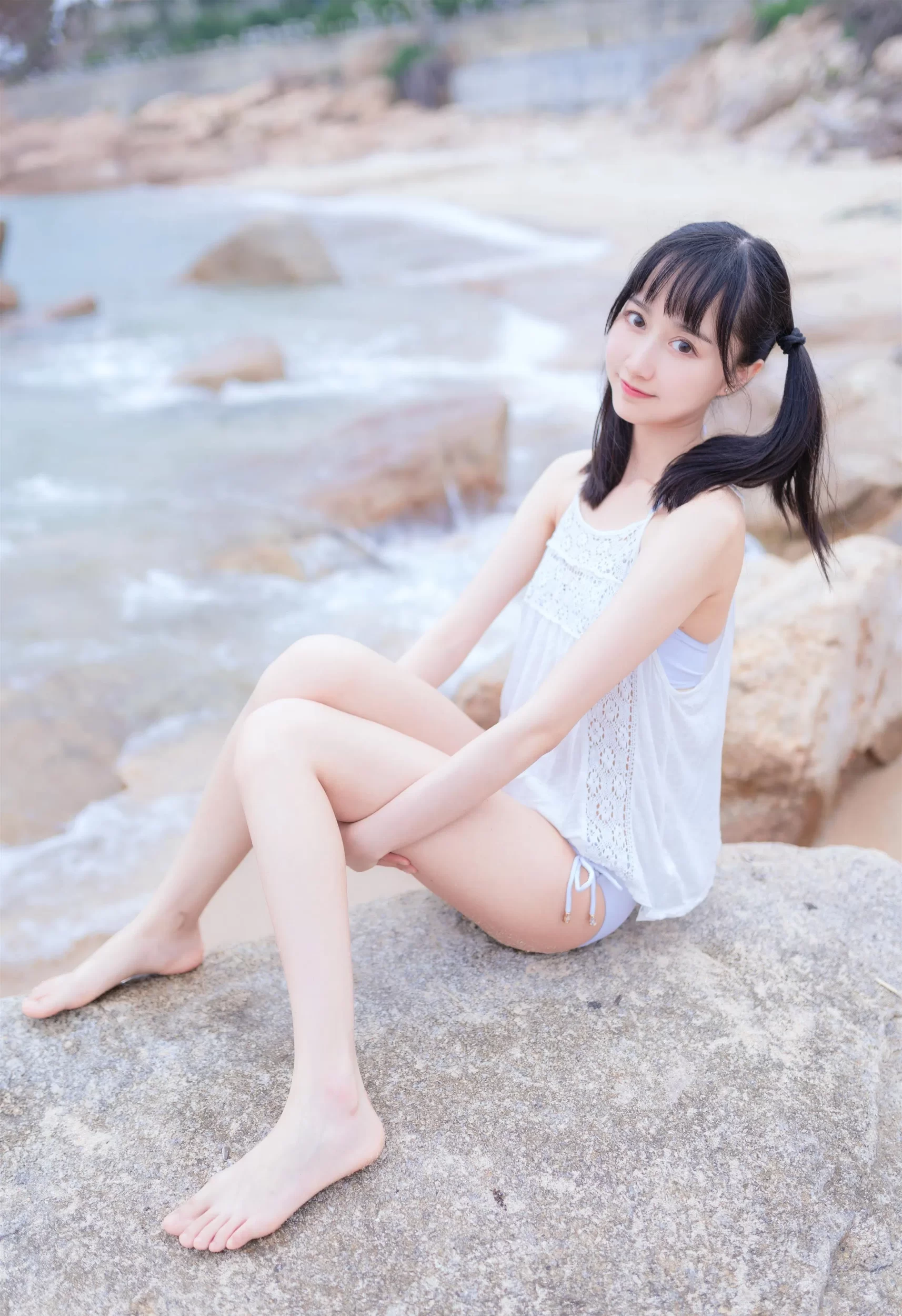 木绵绵 – 海边白色比基尼 [30P-7.49 MB]
