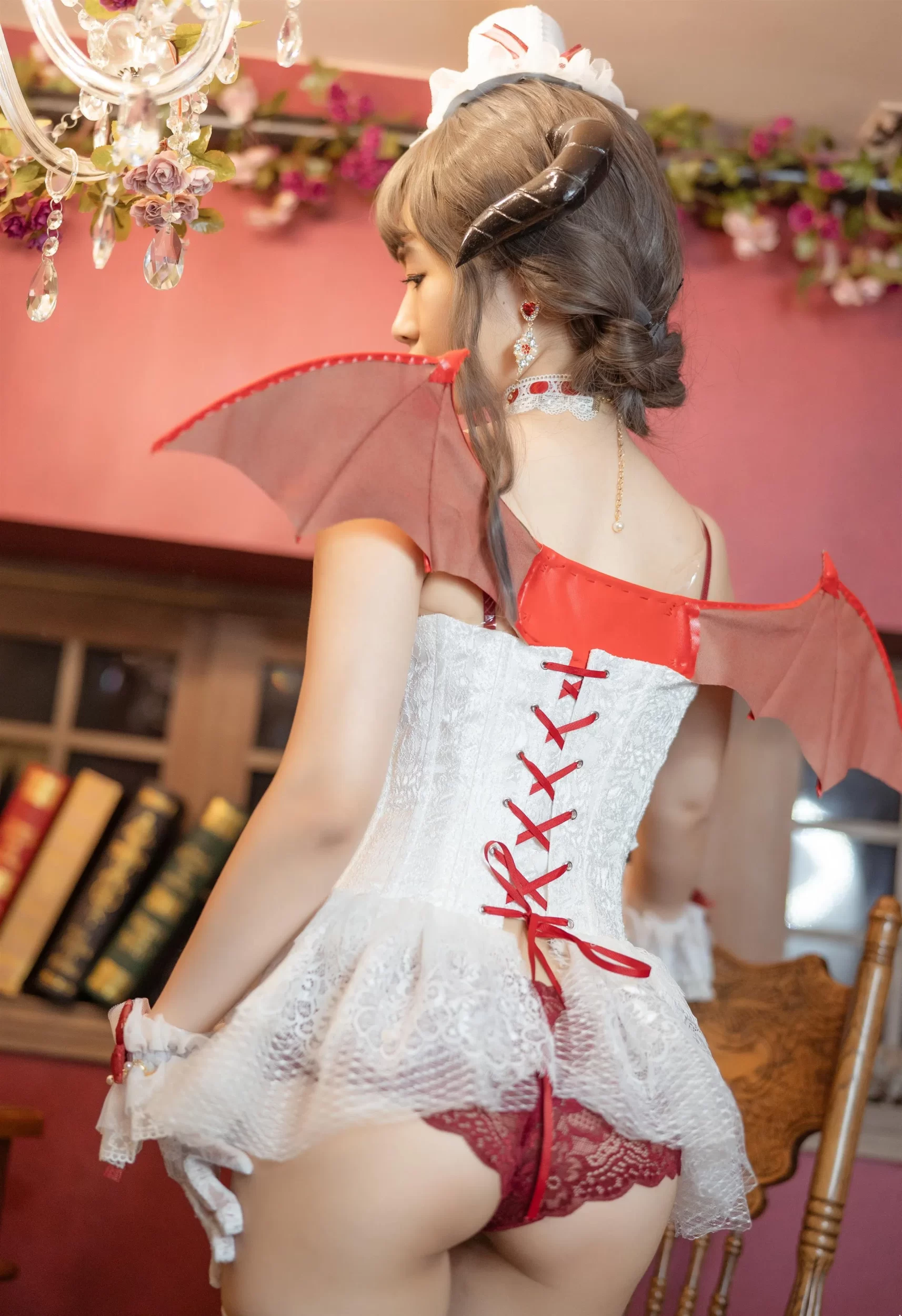 雯妹 NO.018 魅魔本 Elegant devil [35P-34.29 MB]