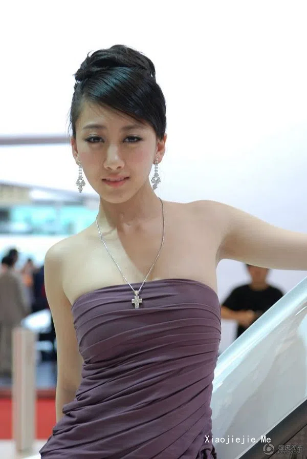 2010上海车展模特第一波 [5P-317.48 KB]