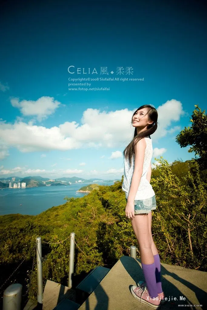 CeliaKungq的清纯气质 [20P-1.93 MB]