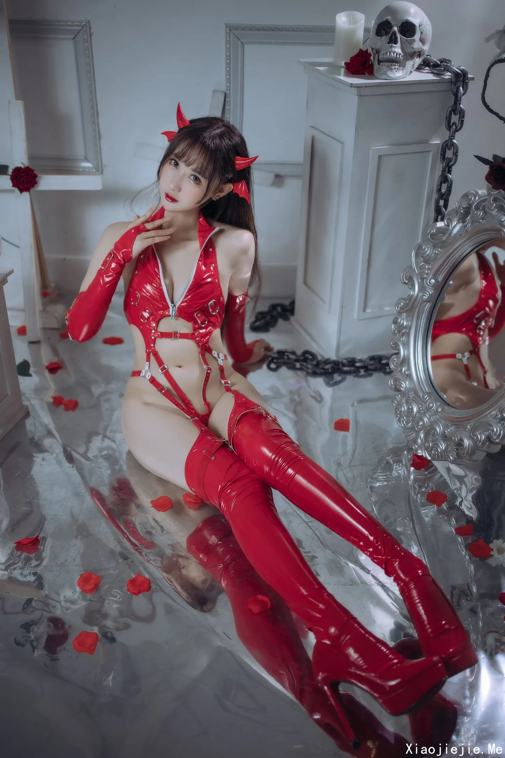 羽生三未 小恶魔 红色胶衣 65P3V